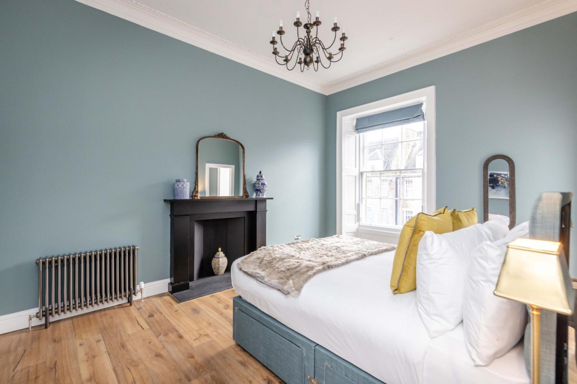 Dragon Suites Luxury Apartments At 9 Albyn Place Édimbourg Extérieur photo