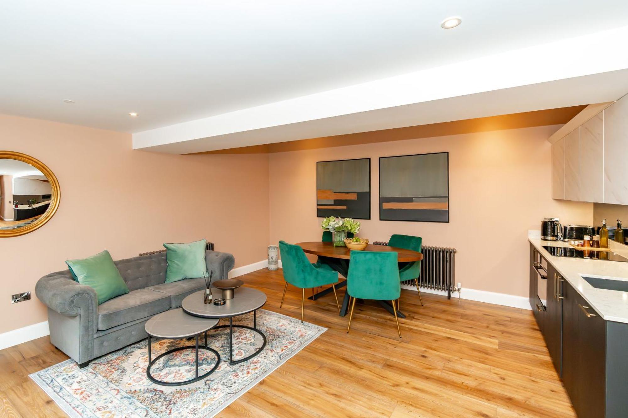 Dragon Suites Luxury Apartments At 9 Albyn Place Édimbourg Extérieur photo