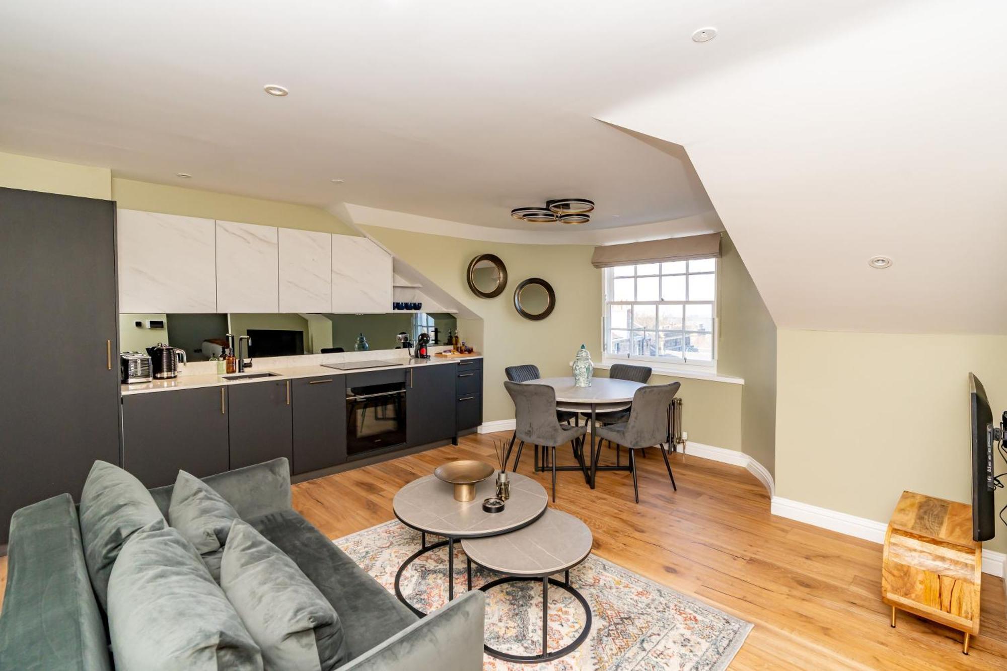 Dragon Suites Luxury Apartments At 9 Albyn Place Édimbourg Extérieur photo