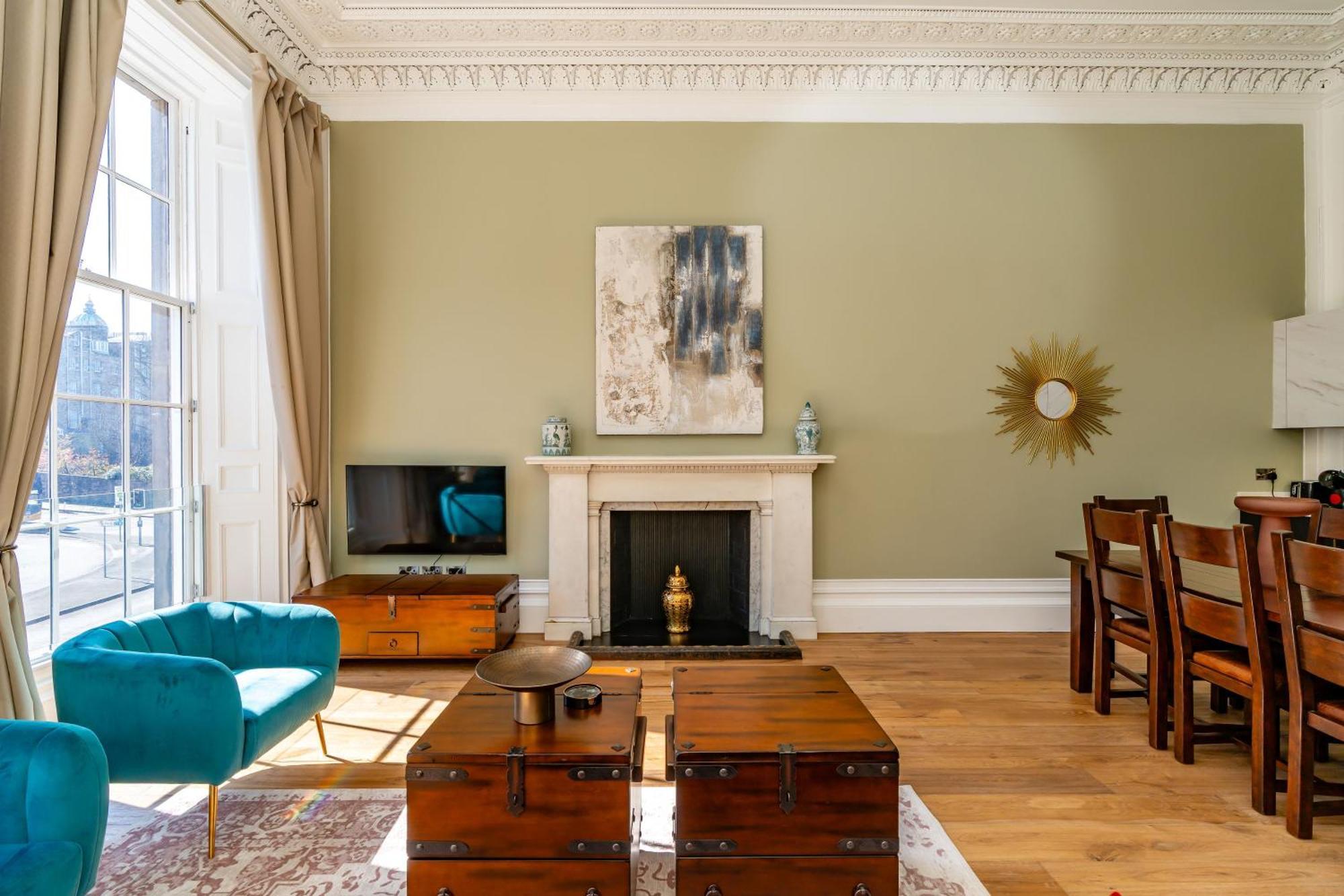Dragon Suites Luxury Apartments At 9 Albyn Place Édimbourg Extérieur photo